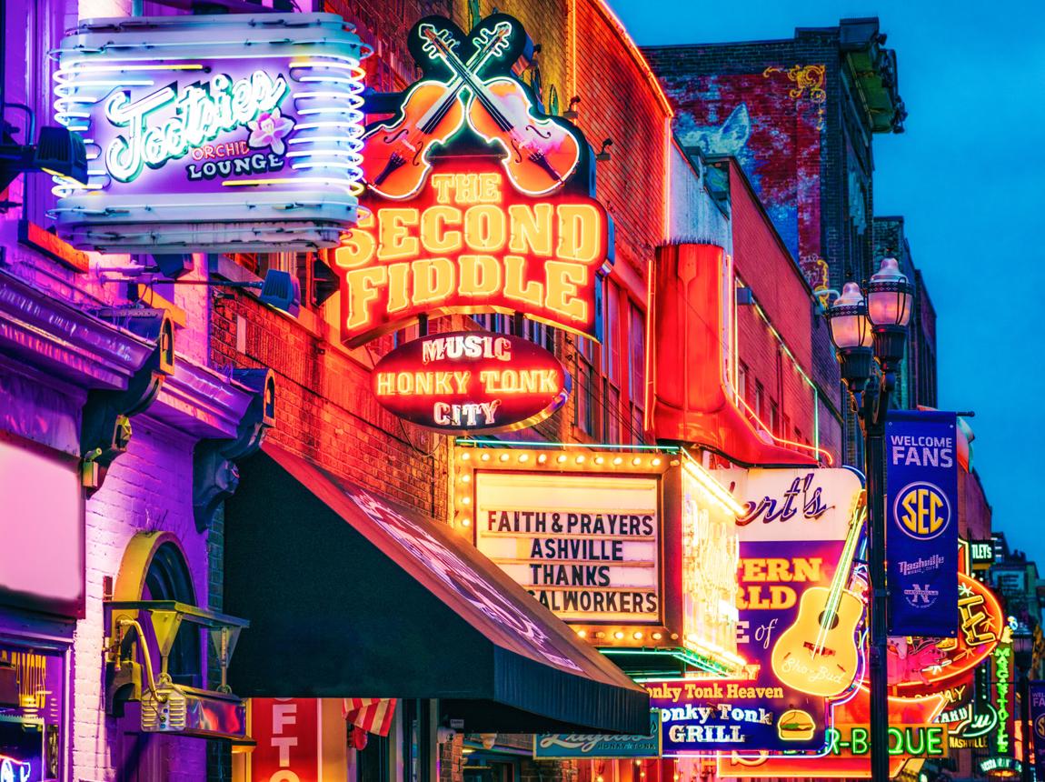 Broadway Nashville Honky Tonk Highway Broadway Nashville neon lights and honky tonk bars at night