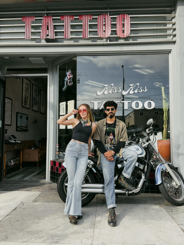 Magic show Santa Monica at Kiss Kiss Tattoo on Main Street